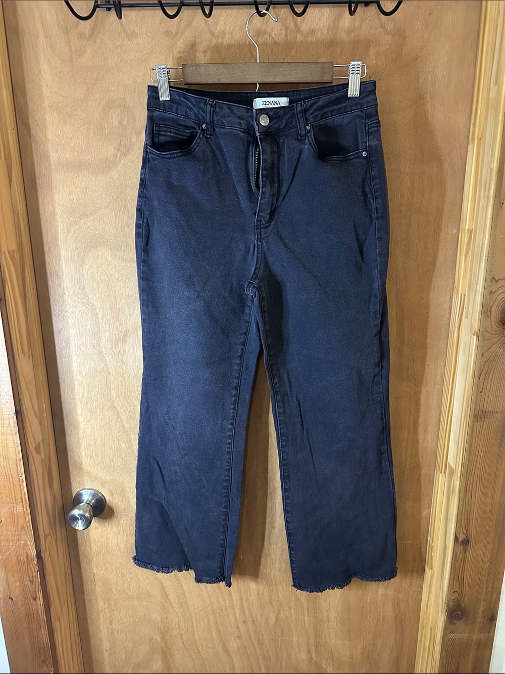 Zenana Outfitters Women’s Straight Leg Jeans in Washed Black